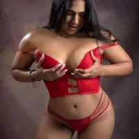 Morenita Nicol Jovencita