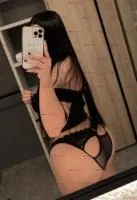 ISABELLA 💎 una cachaca de buen tamaño 24 HRS