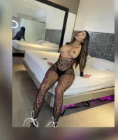 LLAMA YA A ESTA ZORRA VICIOSA 🔥 CON UNA BOCA QUE VUELVE LOCO