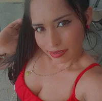 Laura pequeñita sexy
